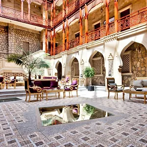 Otel Shah Palace Luxury Museum, Bakü